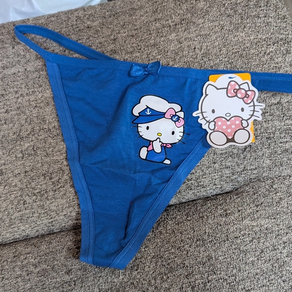 📢 Just In... Hello Kitty Thong - Picture 2 of 6